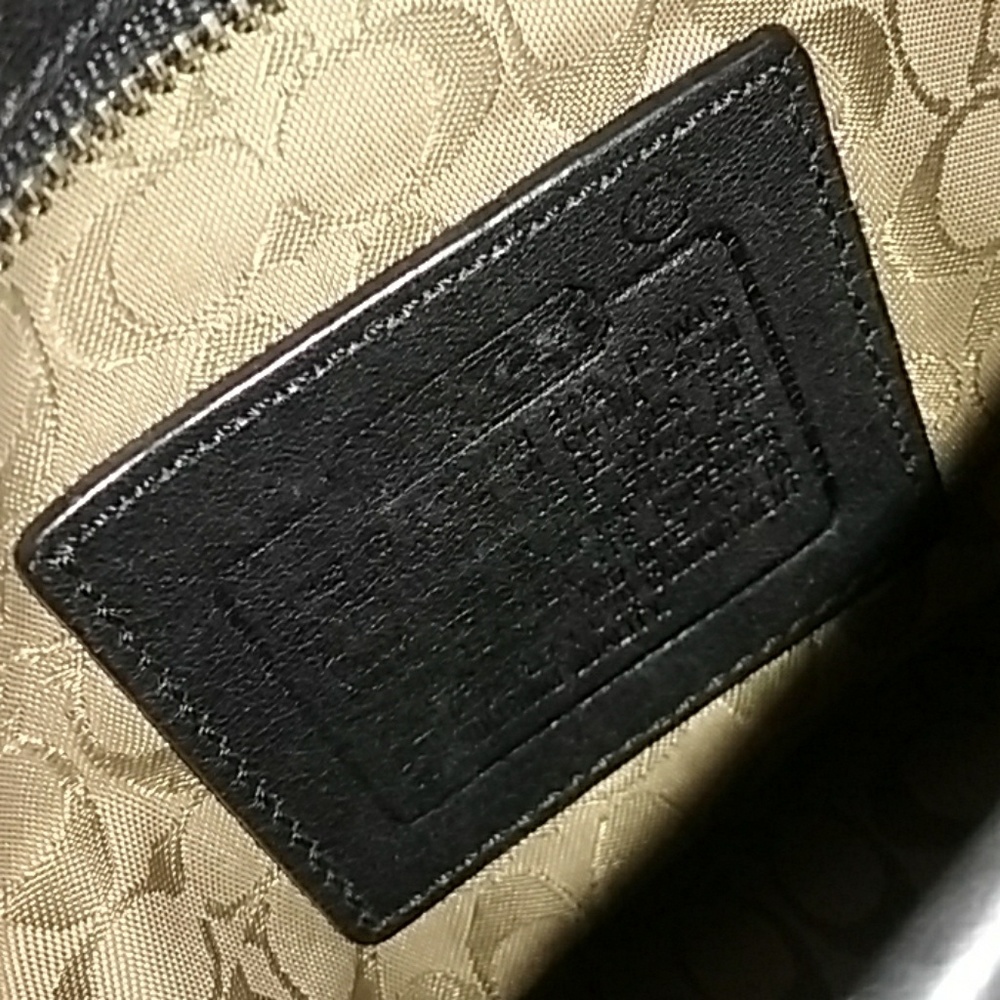 Coach Leather Minibag - Picture 4 of 5